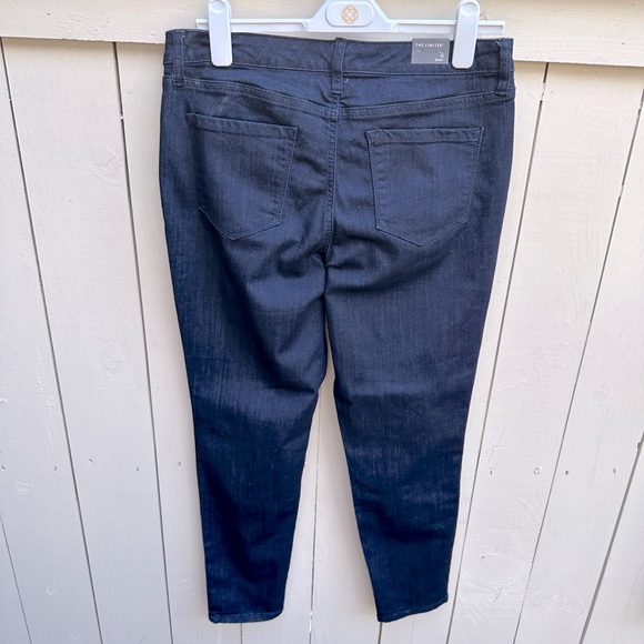 New The Limited dark wash stretchy skinny jeans size 12 NWT - Picture 2 of 7